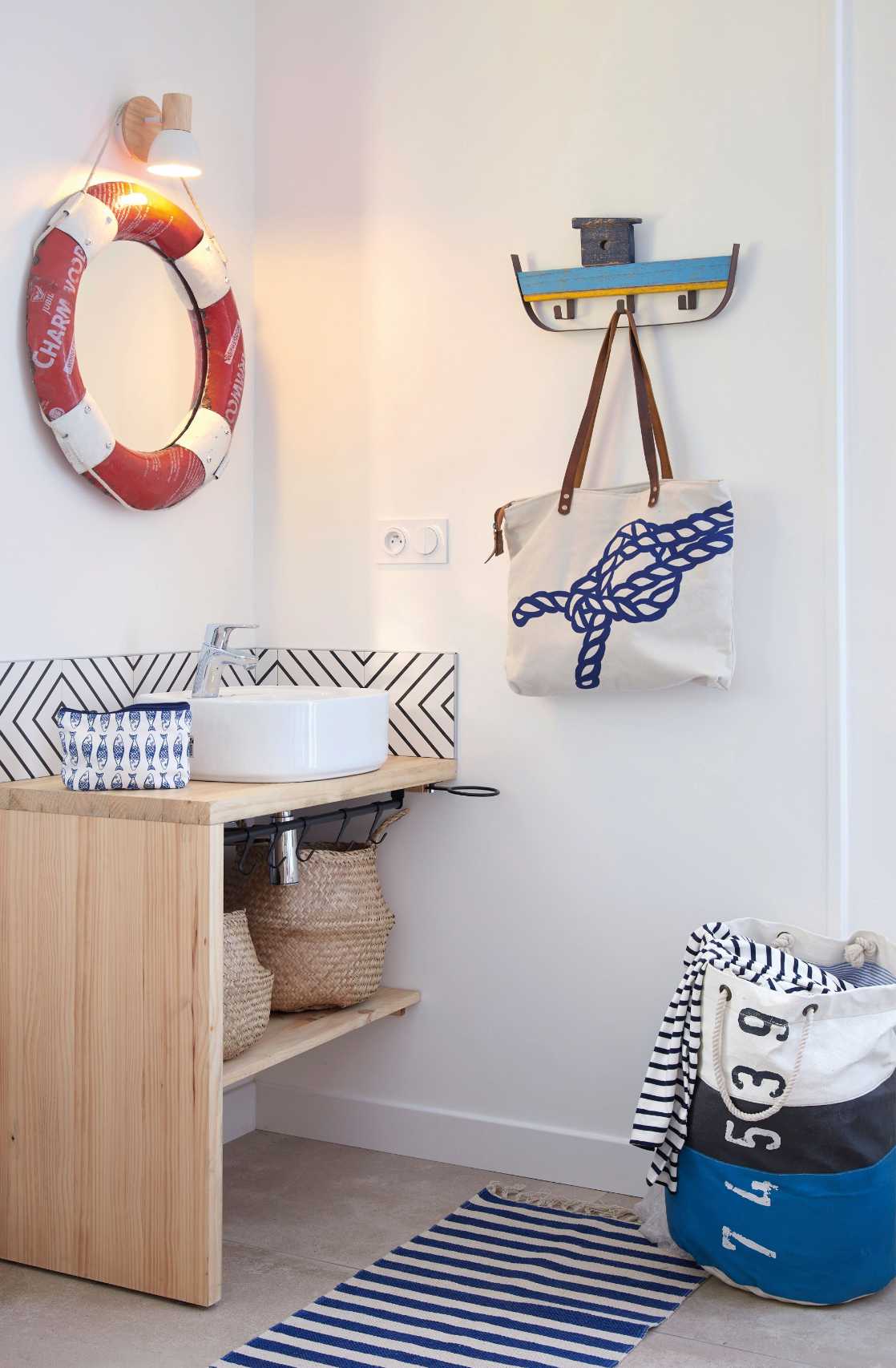 Perchero barco Batela