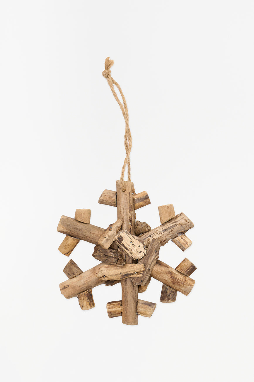 Colgante navideño copo de nieve en madera reciclada