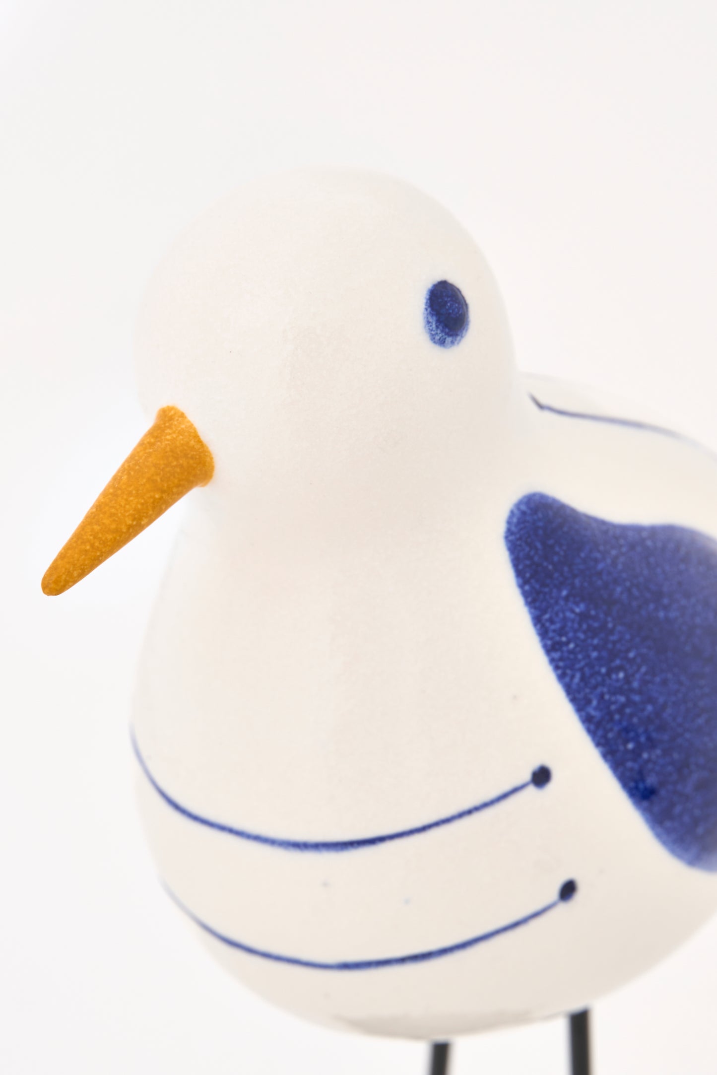 Ceramic bird figurine with base L: 20 cm