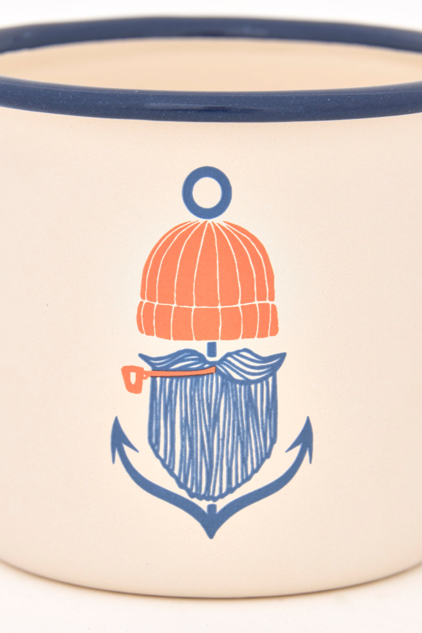 Taza esmaltada pequeña marinera con pescador