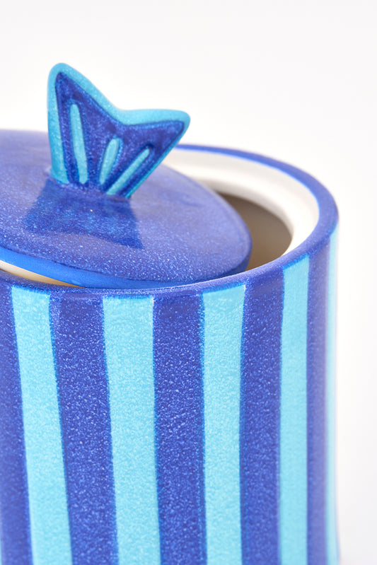 Round striped box with lid