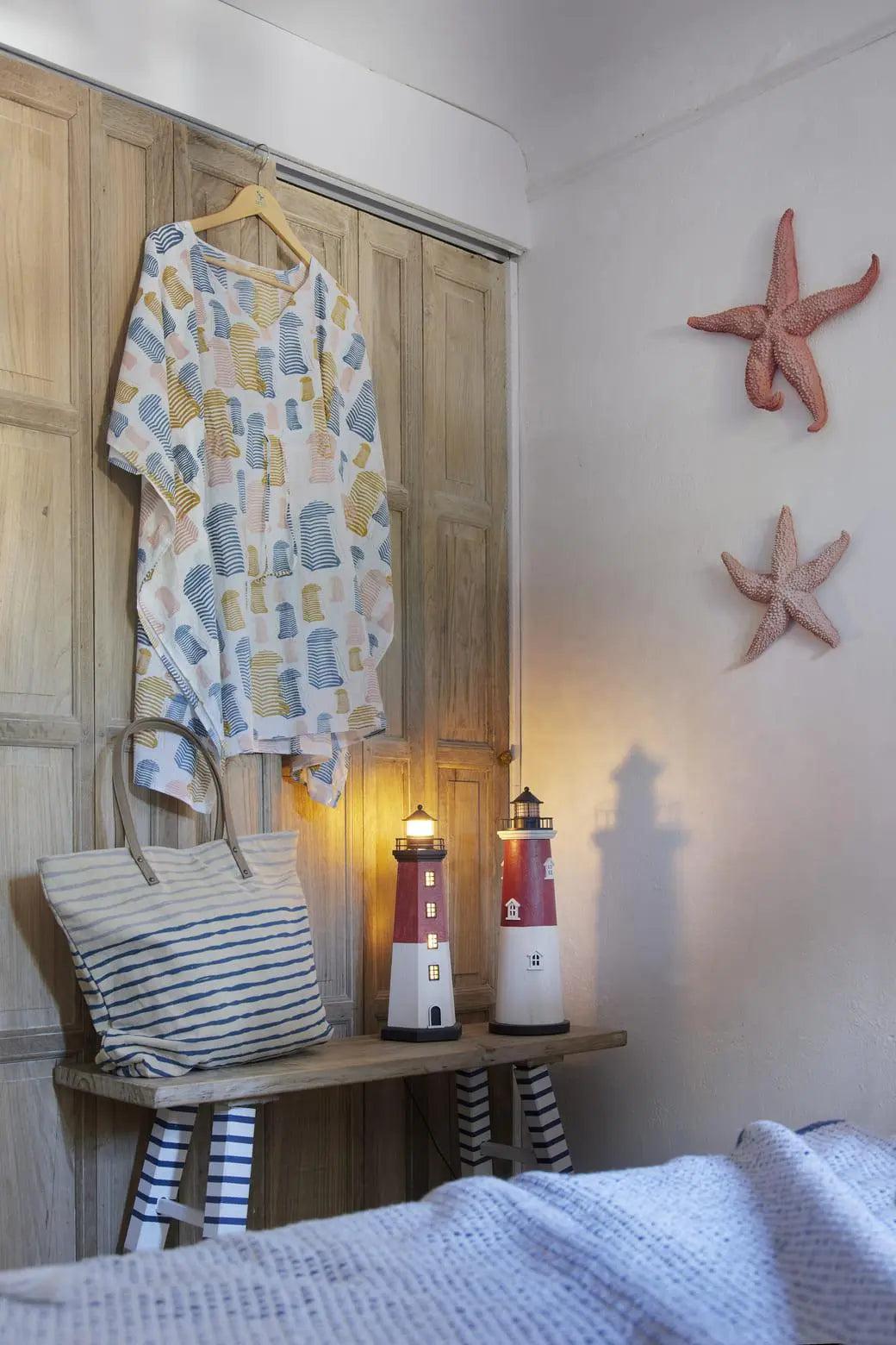 Faro de Resina con LED blanco y rojo - D1031 Batela