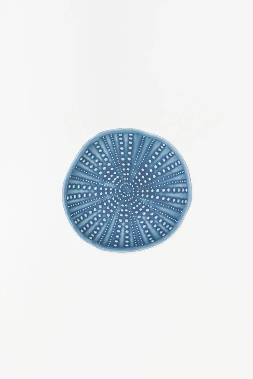 Plato pequeño erizo de mar en cerámica