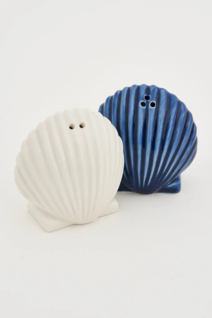 Set de salero y pimentero conchas en cerámica Batela Deco 2024