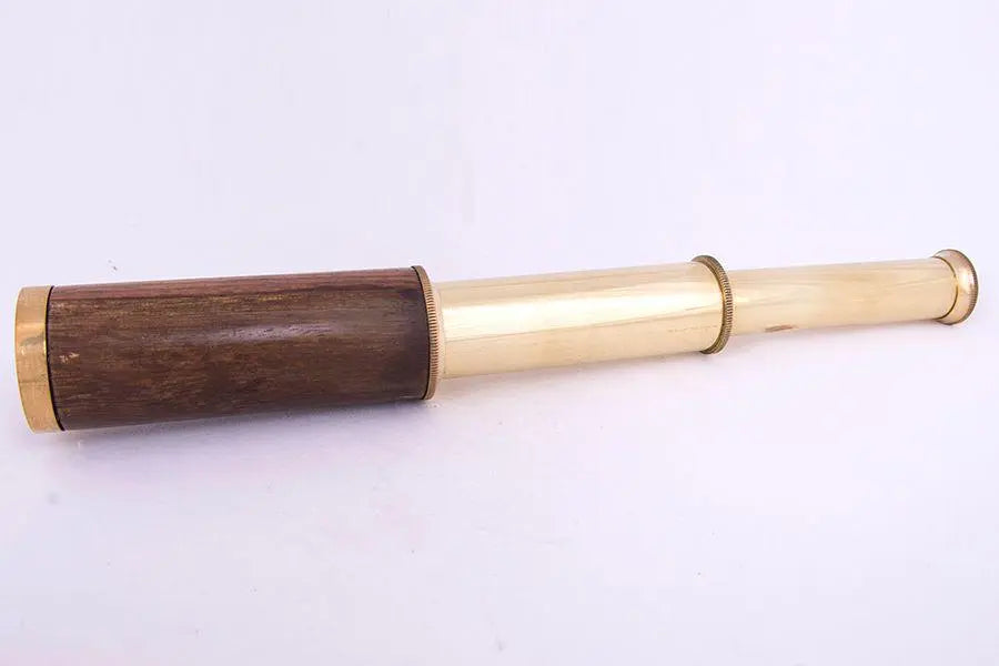 Telescopio de latón y cuero envejecido - D638 Batela
