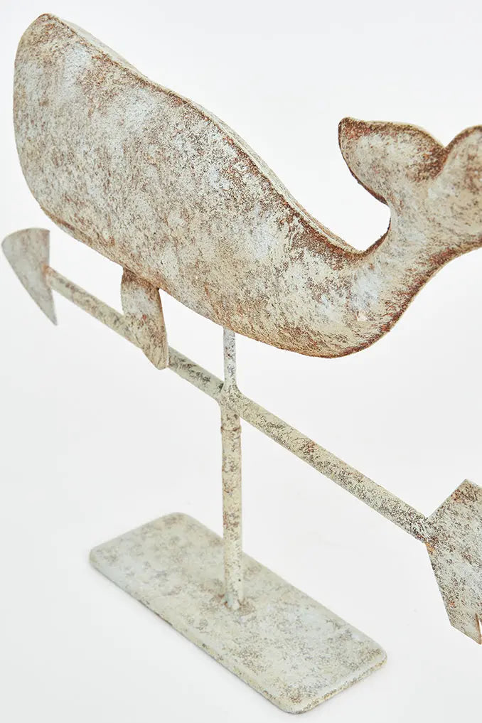 Veleta con forma de ballena en hojalata con base Batela Deco 2024