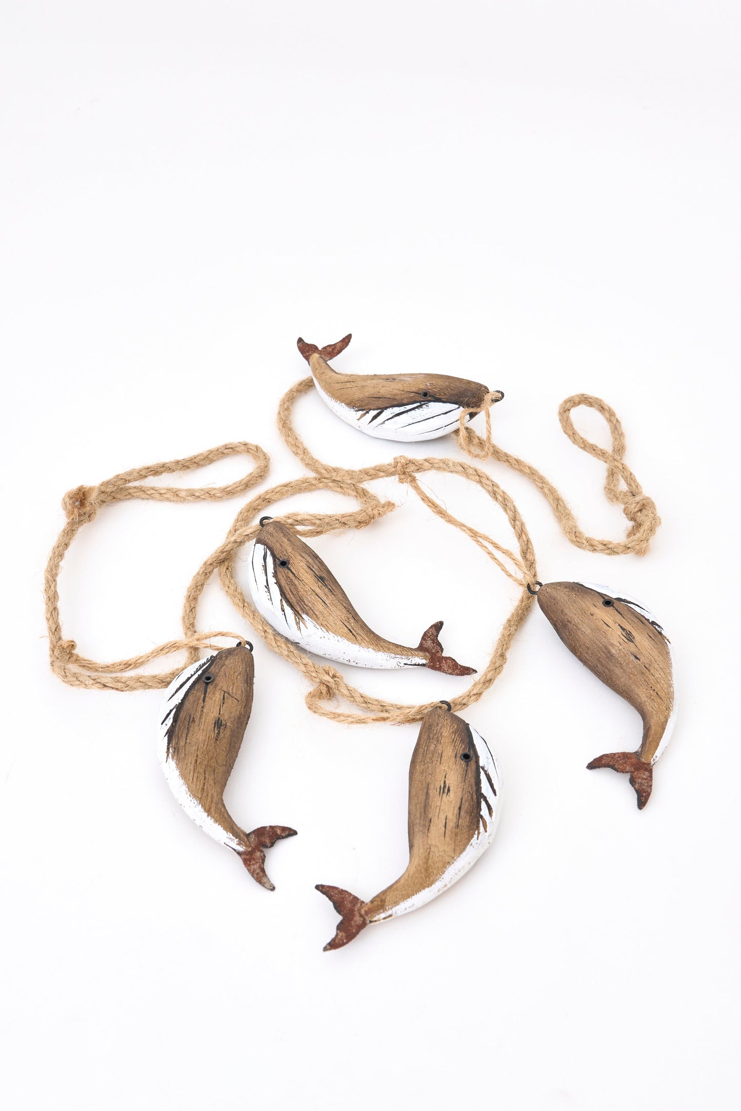 Wooden whale garland 130 cm