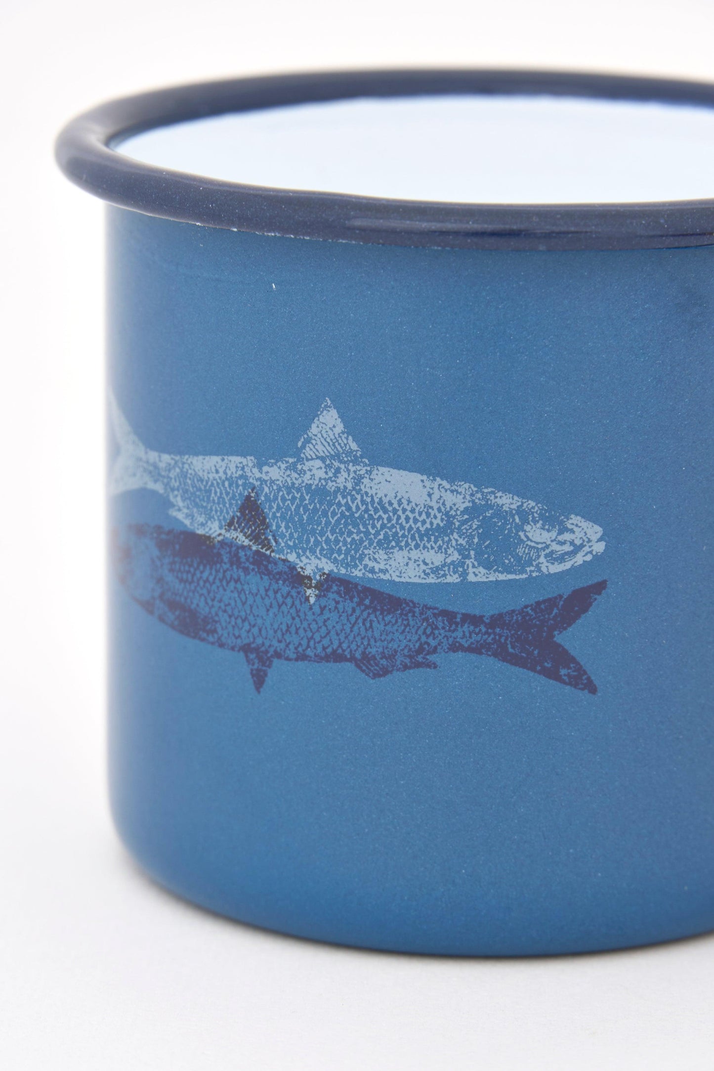 Set de 4 tazas esmaltadas con pez