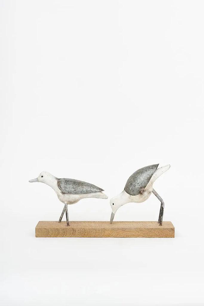 Dos pájaros de metal reciclado Batela