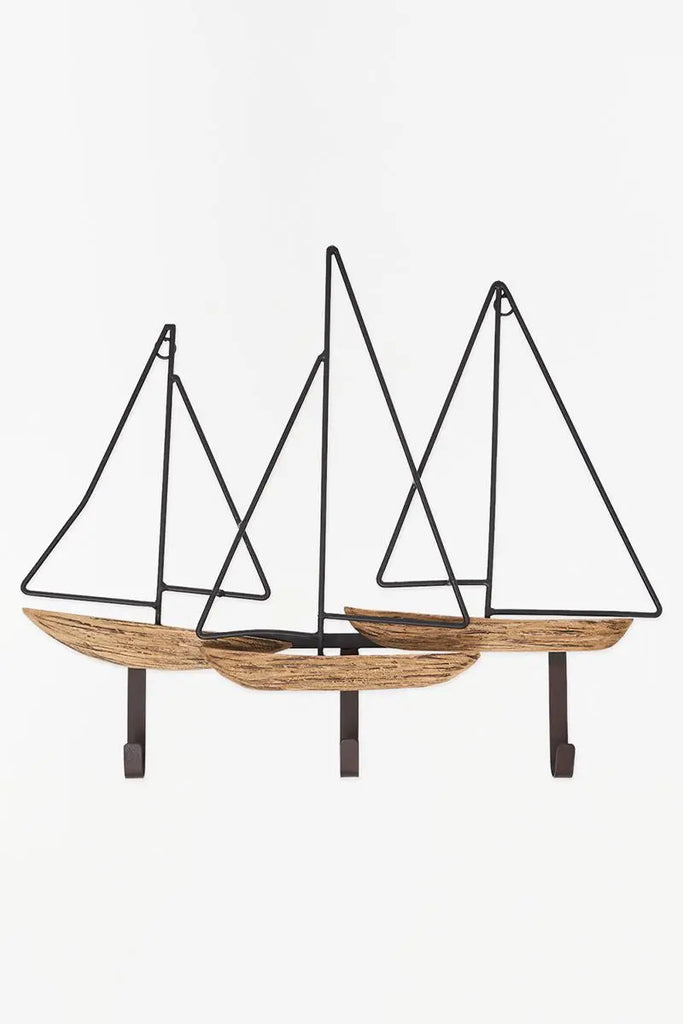 Perchero con forma de veleros metal y madera - D2157 Batela