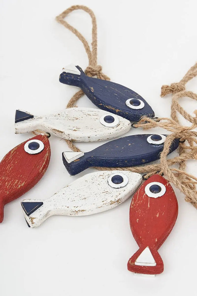 Guirnalda de peces de madera Batela