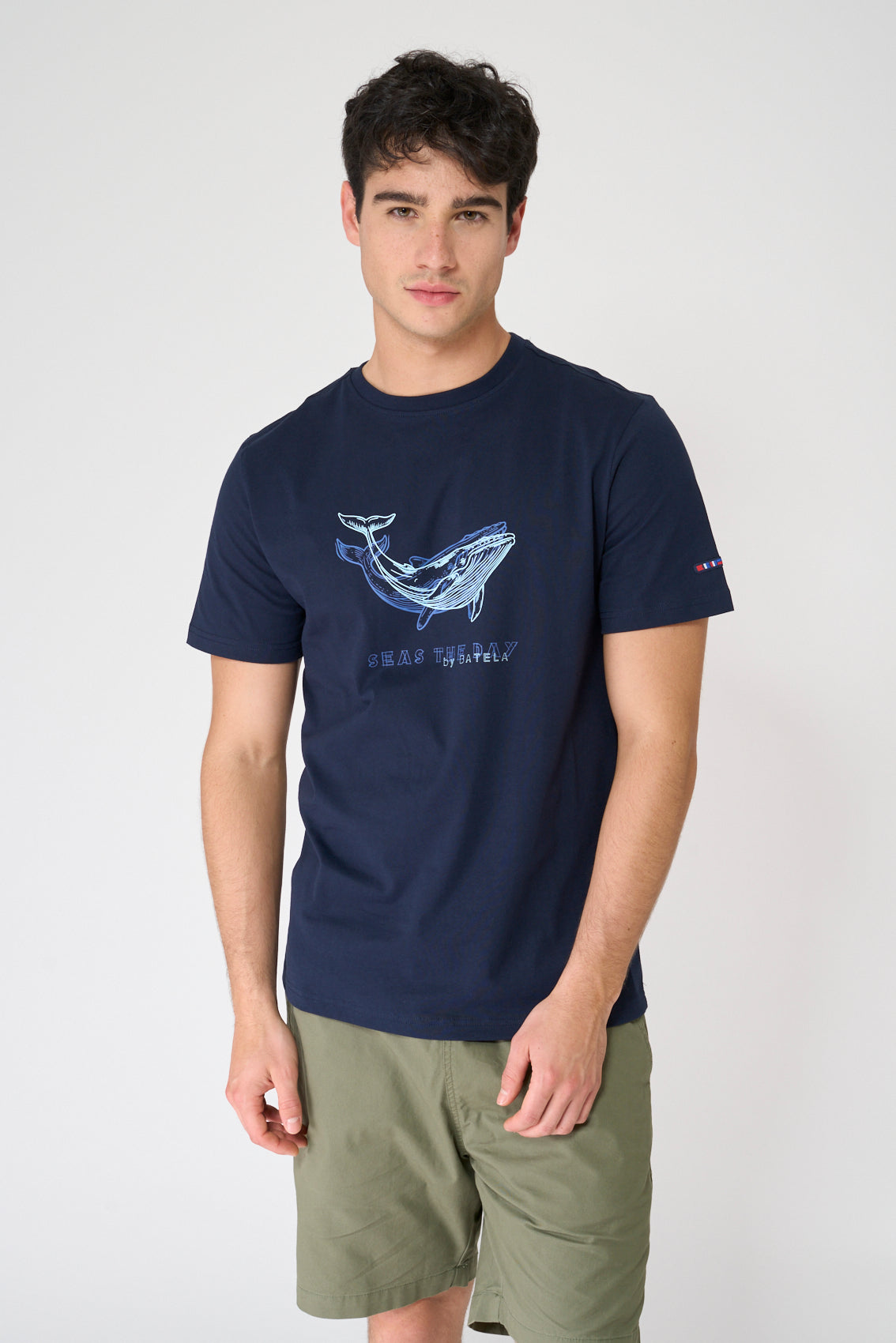 Cotton T-shirt with whale print