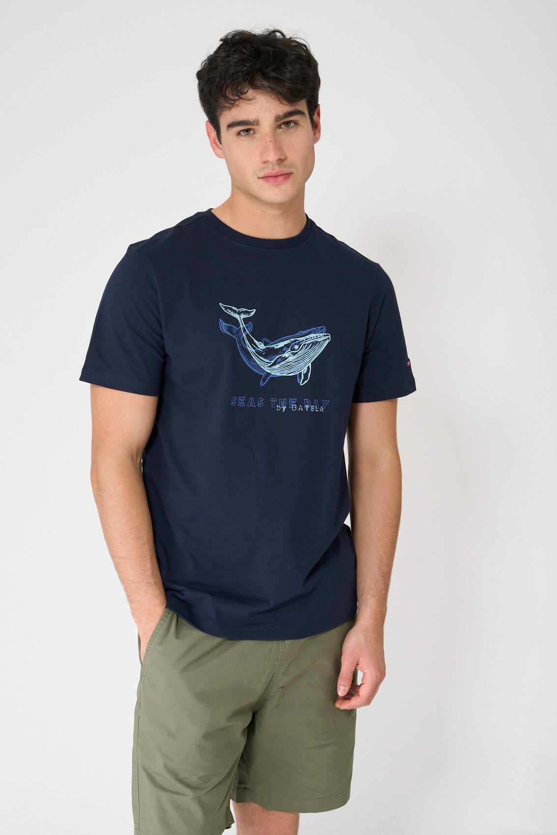 Cotton T-shirt with whale print
