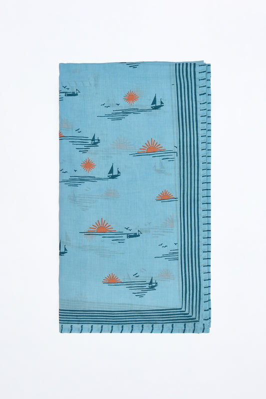 Lightweight “sunset” scarf with marine inspiration