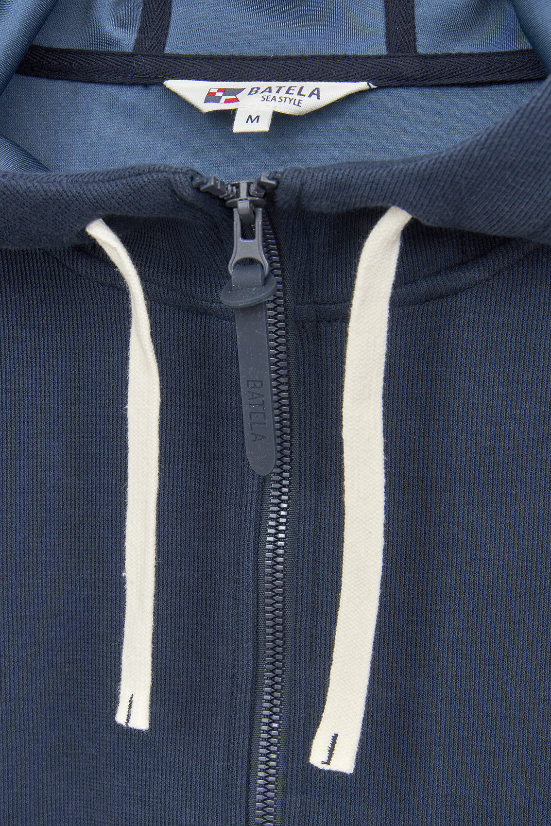Sweatshirt ouvert en interlock avec capuche