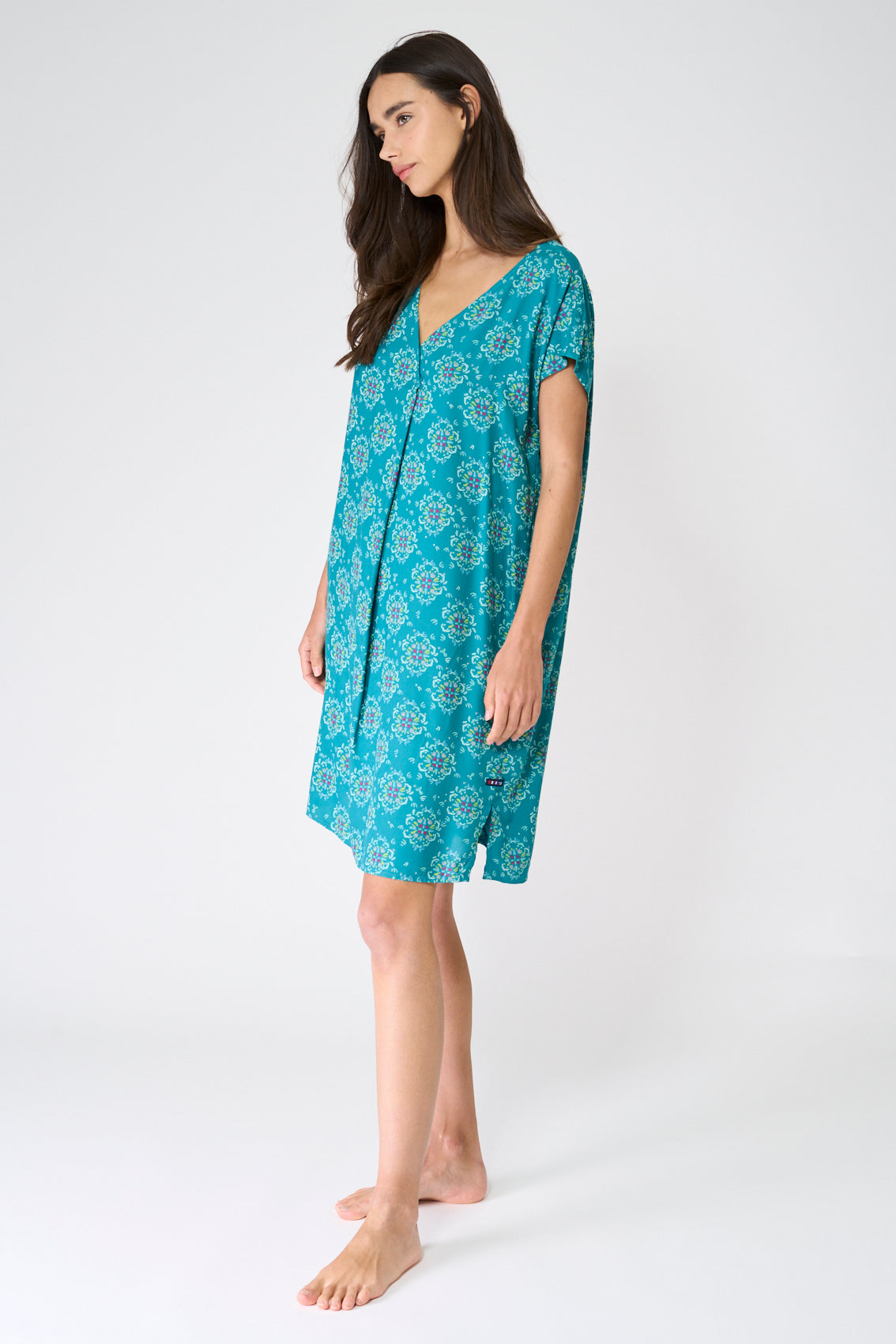 Vestido corto estampado de viscosa Ecovero