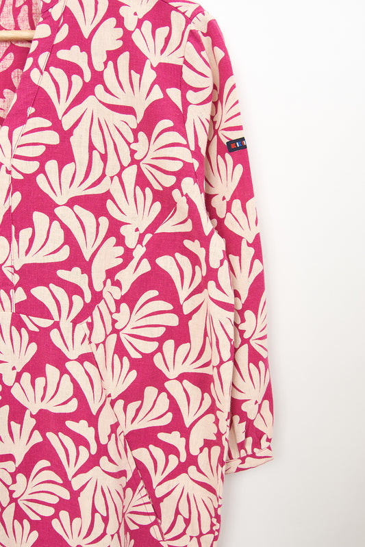 Vestido corto de lino con manga tres cuartos