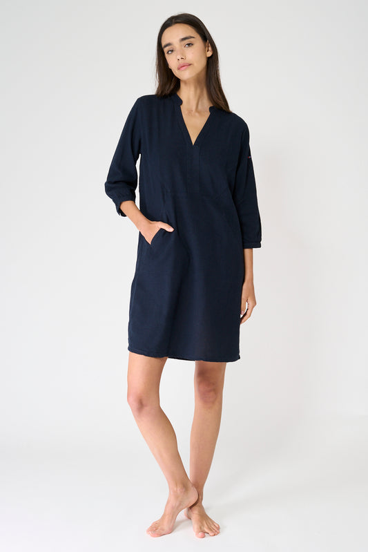 Vestido corto de lino con manga tres cuartos