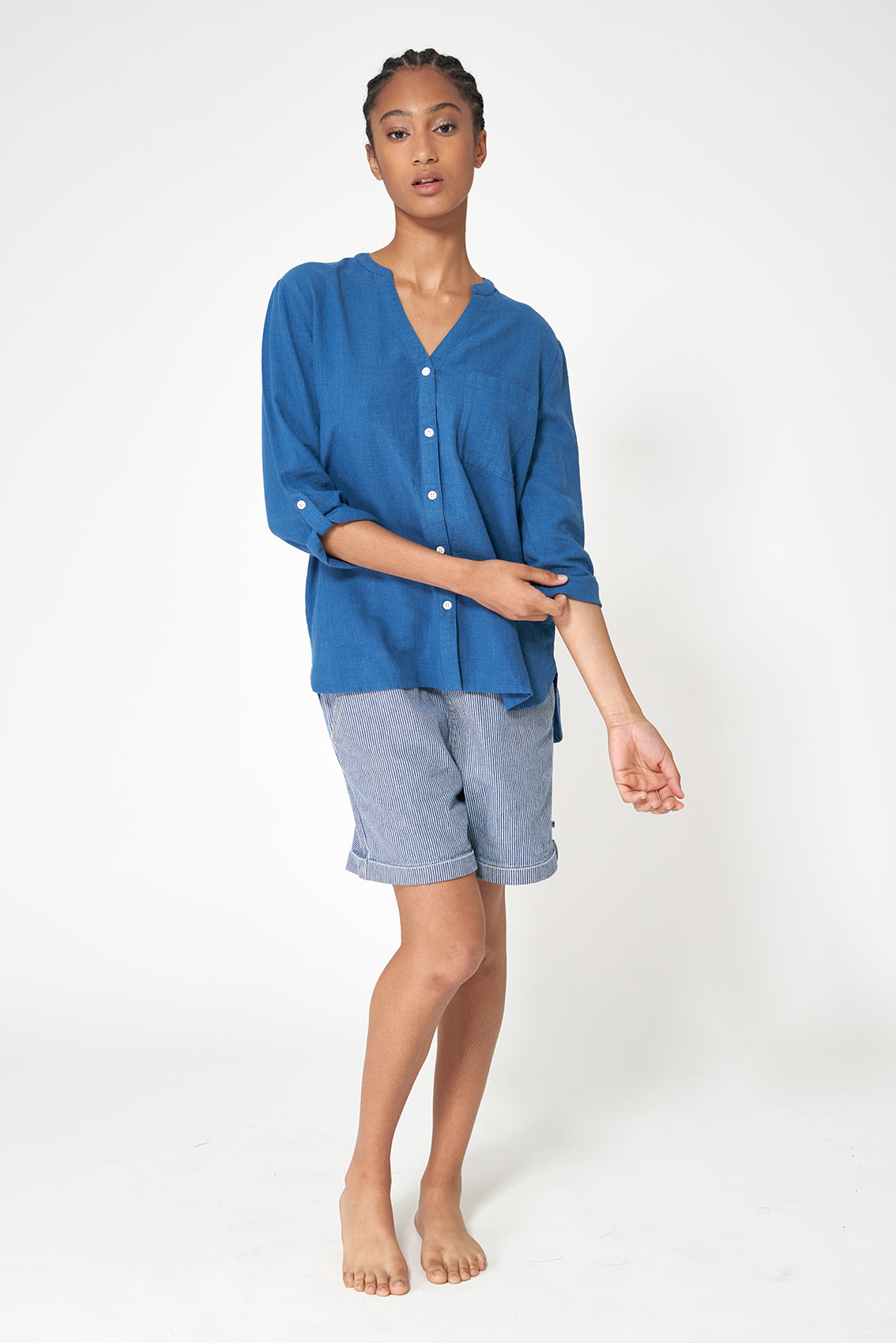 Round neck blouse in linen and lyocell
