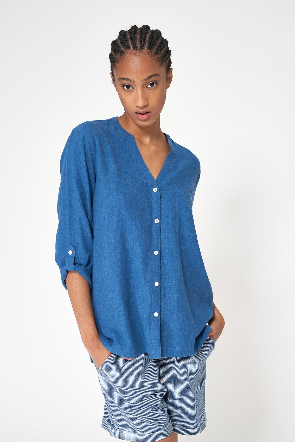 Round neck blouse in linen and lyocell