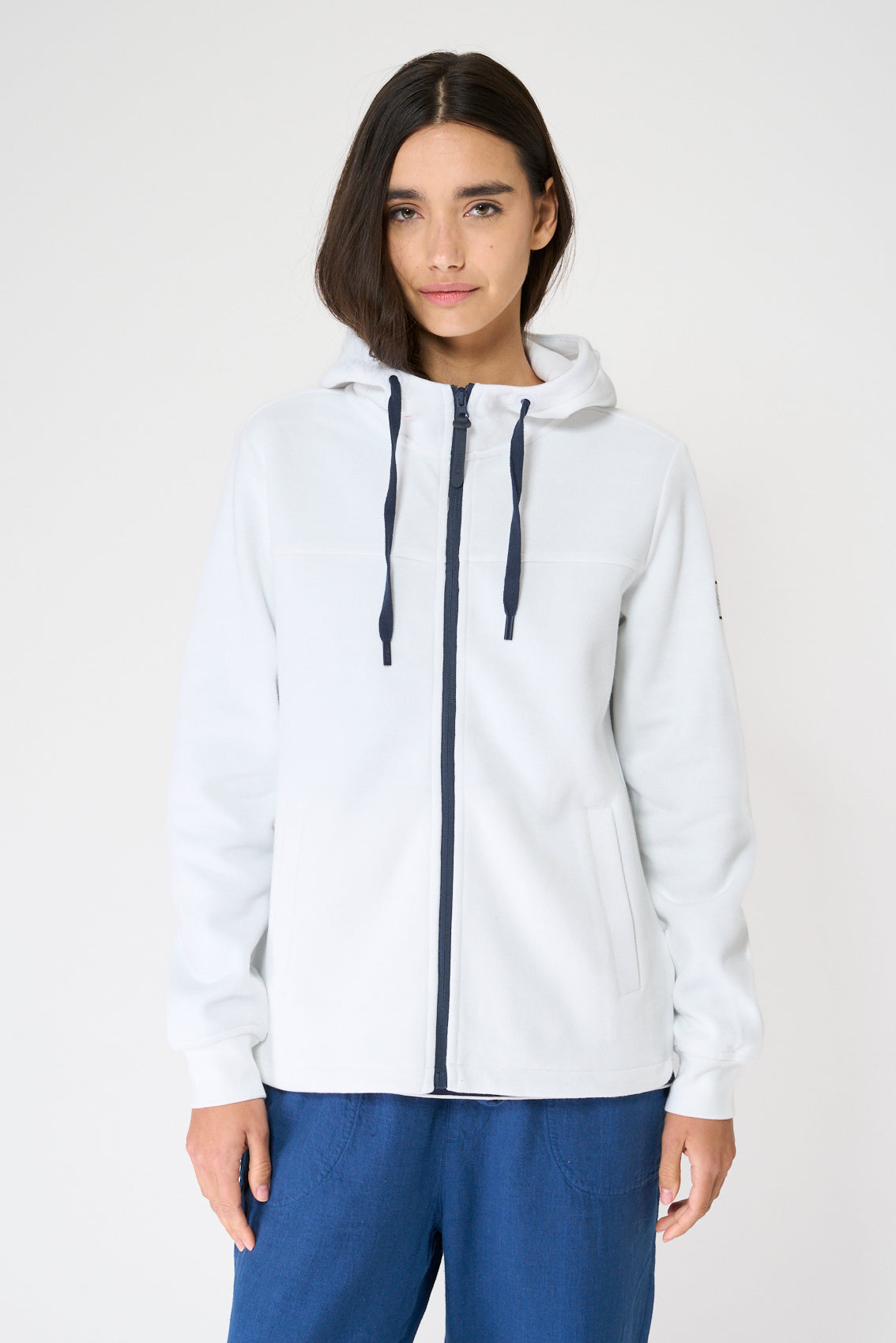 Hooded zip-up sweatshirt