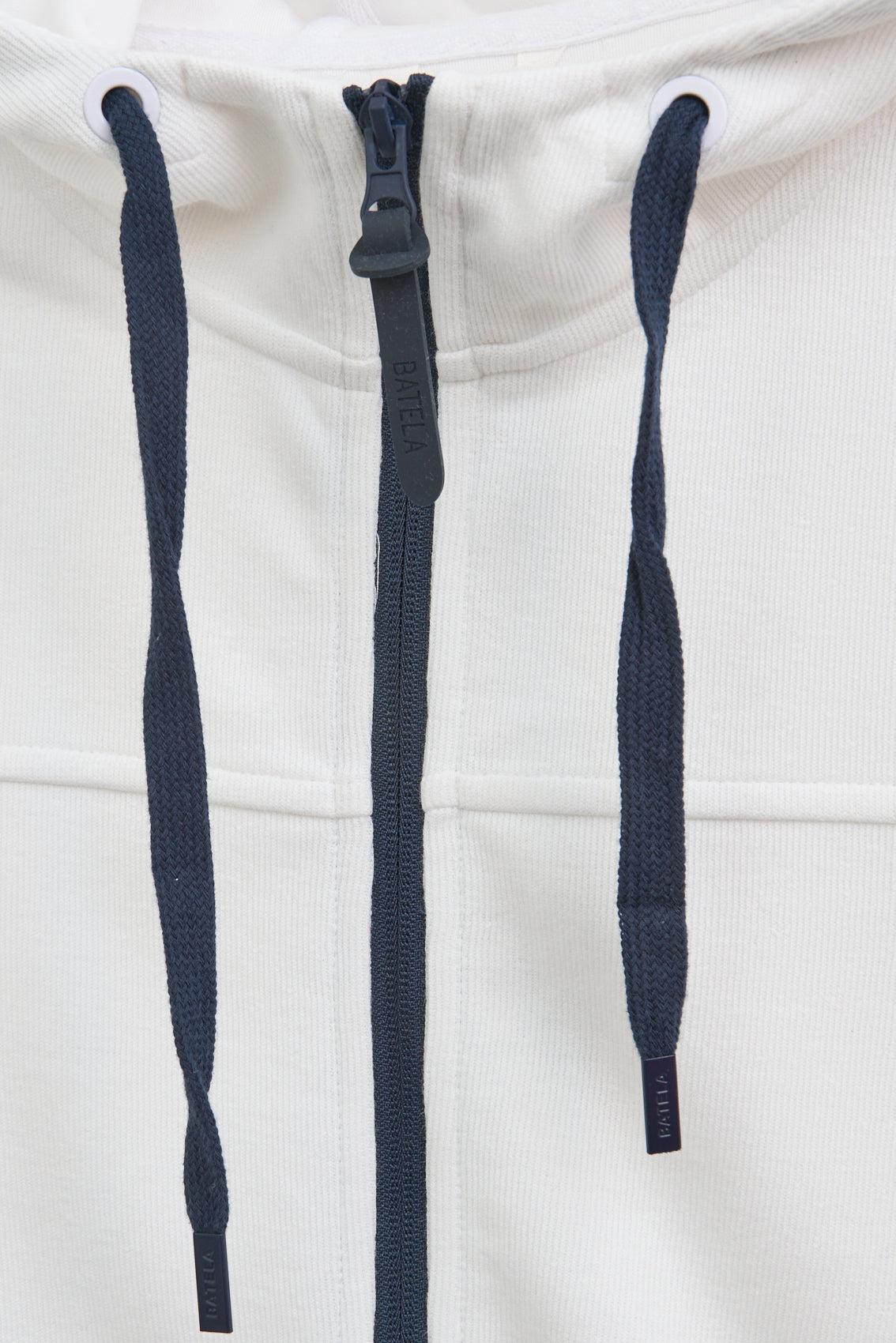 Hooded zip-up sweatshirt