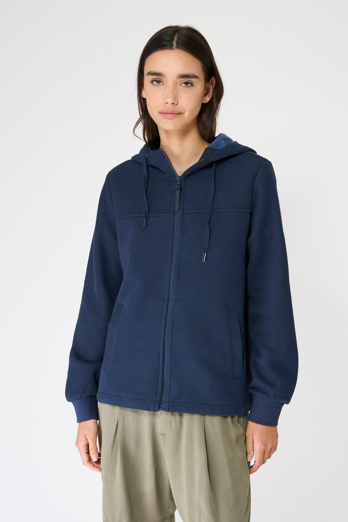 Hooded zip-up sweatshirt