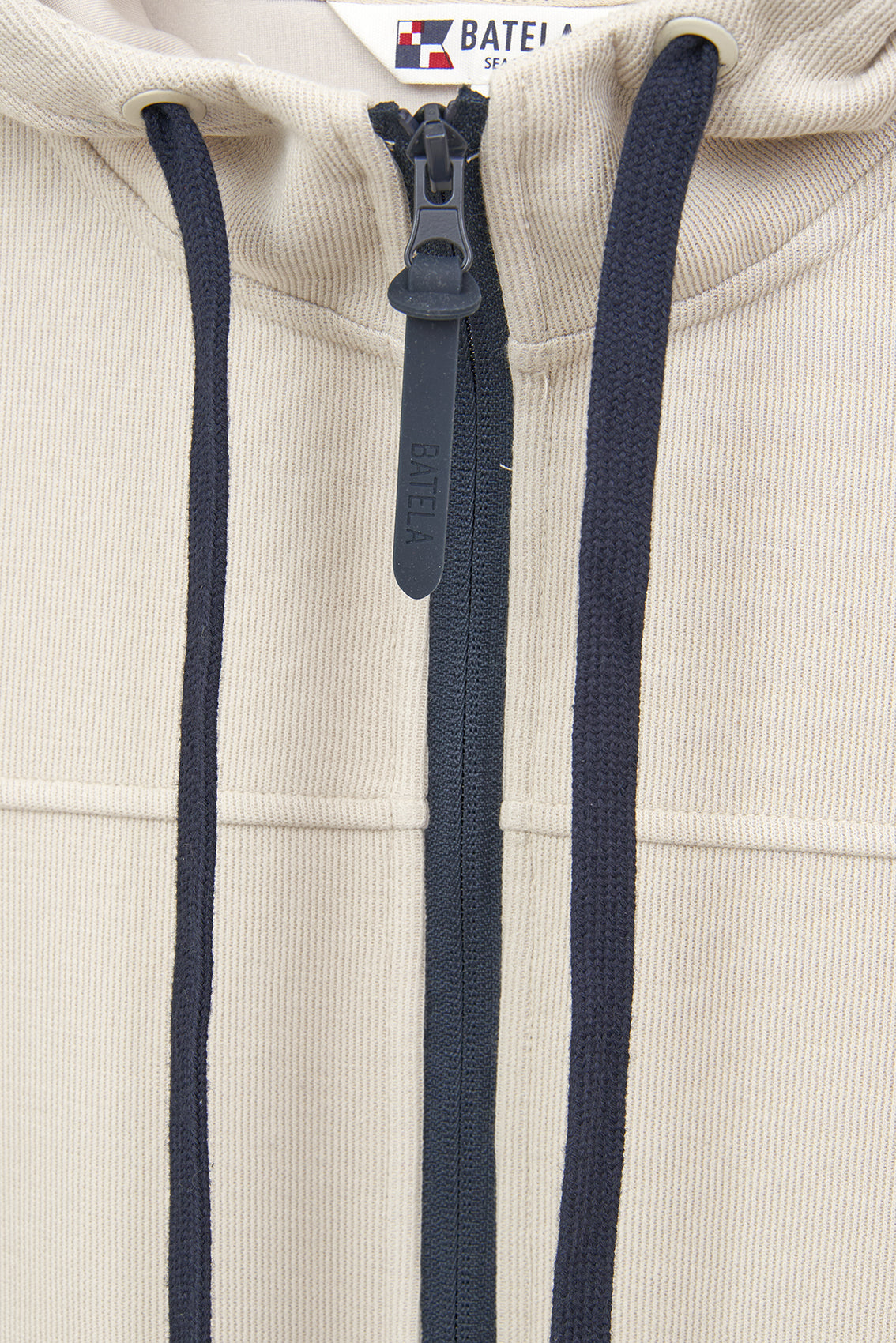 Hooded zip-up sweatshirt