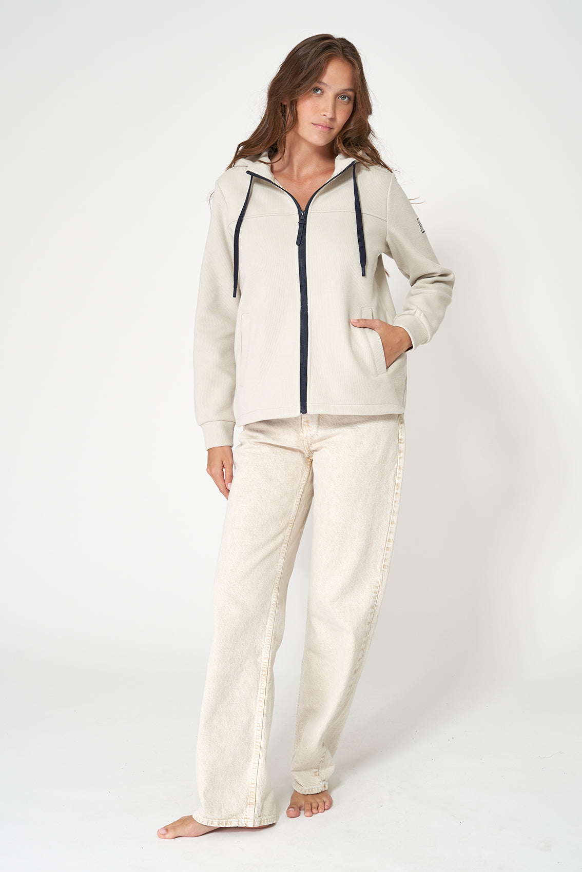 Hooded zip-up sweatshirt