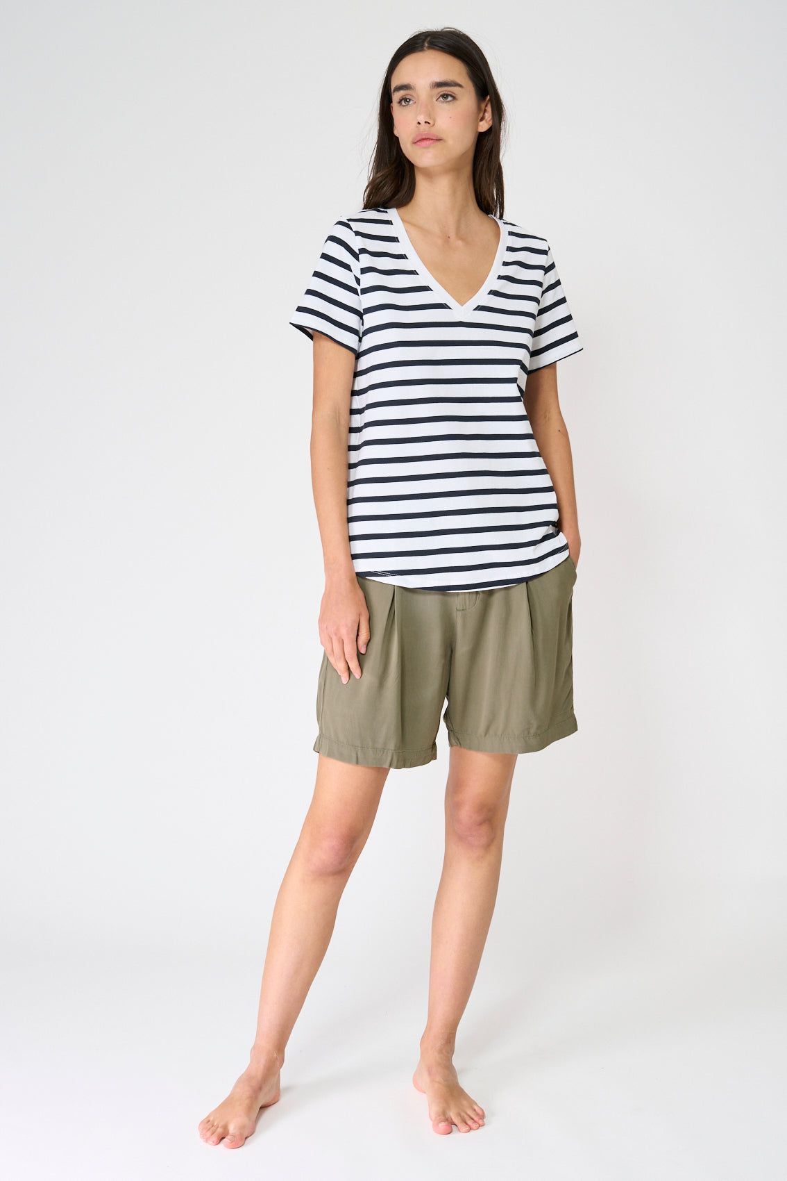 Ecovero viscose twill Bermuda shorts