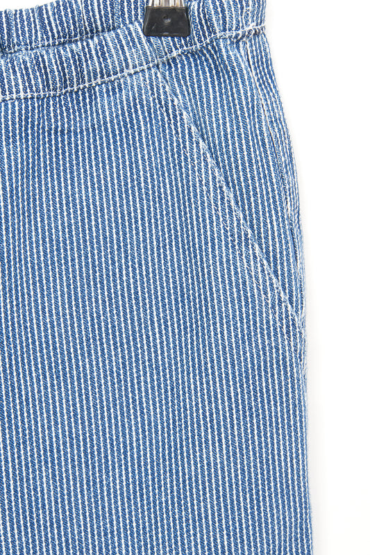 Pantalón denim con rayas y cintura con cordón