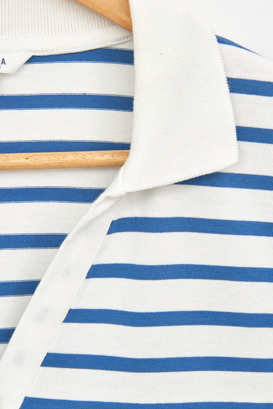 Camiseta algodón premium a rayas y cuello camisero