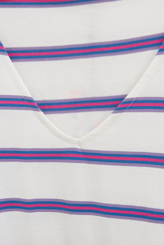 Vestido camiseta largo a rayas con escote en V