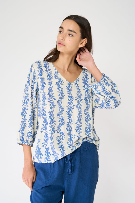 Blusa en viscosa Ecovero estampada manga larga
