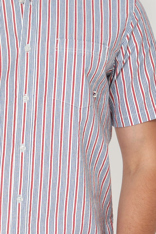 Short-sleeved poplin shirt