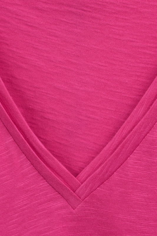 Camiseta flamé manga corta y escote pico