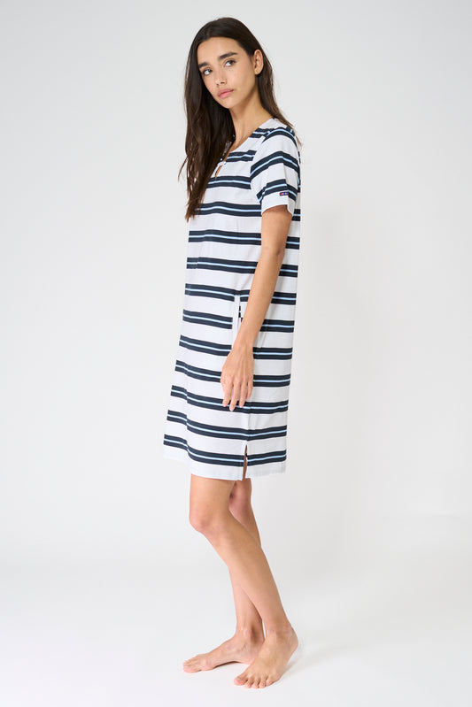 Vestido camiseta corto de algodón escote abierto