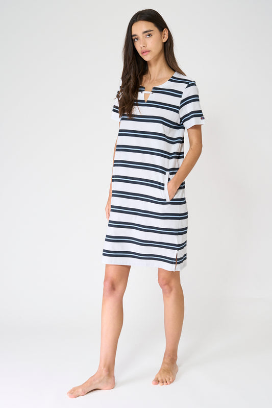 Vestido camiseta corto de algodón escote abierto