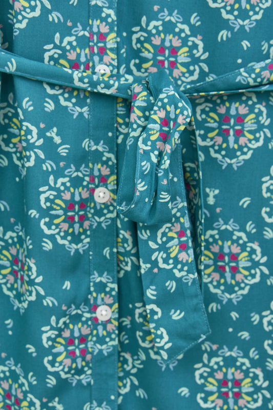 Vestido camisero largo con cinturón