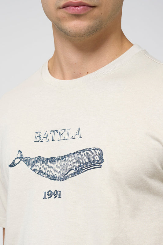 Mahuka motzeko kamiseta, balea brodatuarekin