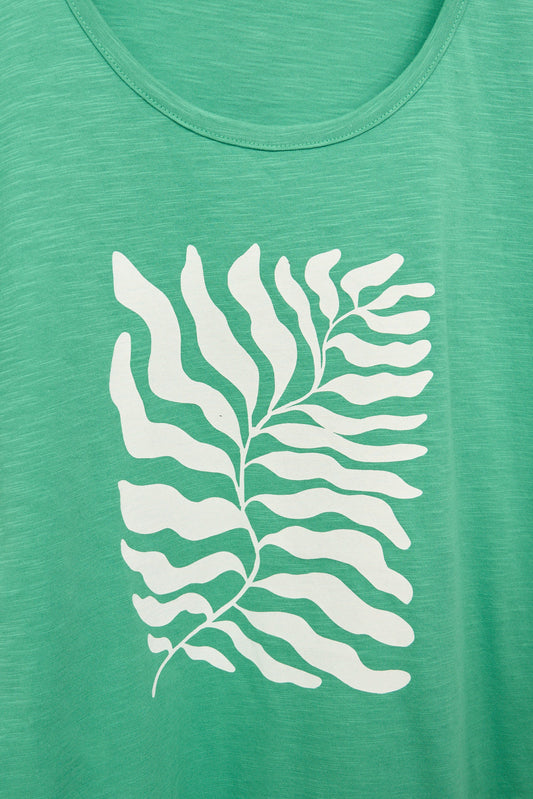 Camiseta manga corta estampado hojas