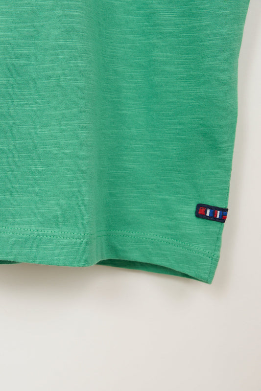 Camiseta manga corta estampado hojas