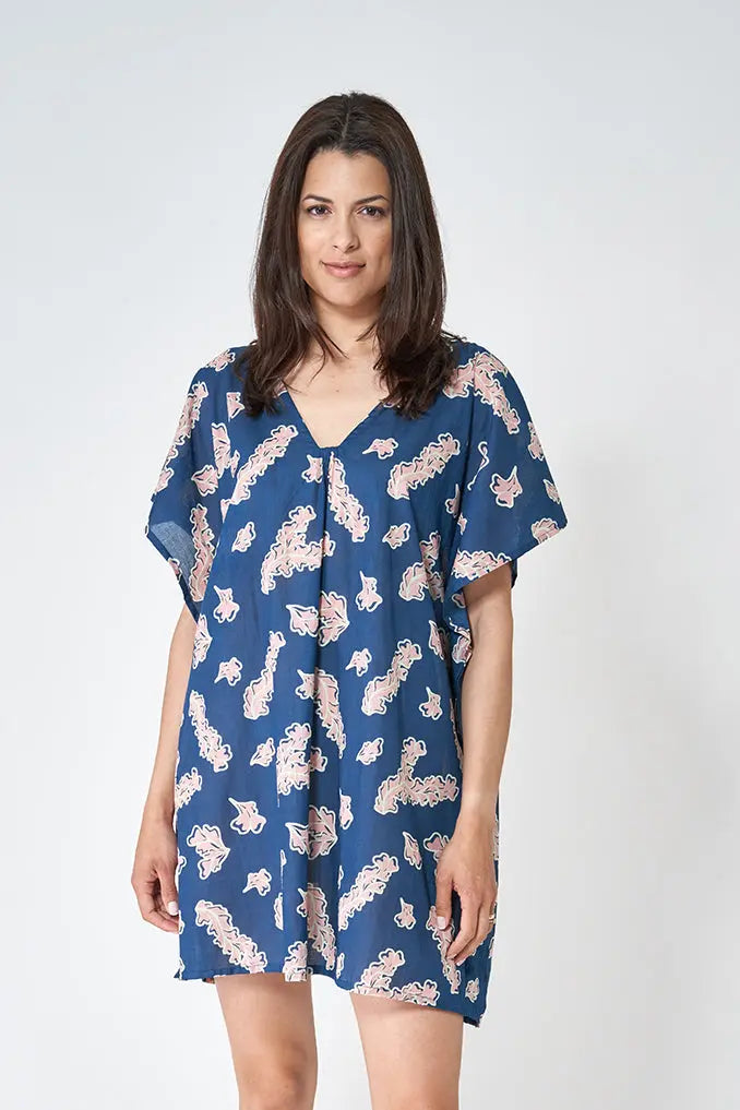Poncho con estampado algas