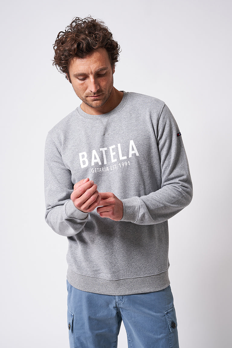 Classic sweatshirt or sweater in 100% terry cotton