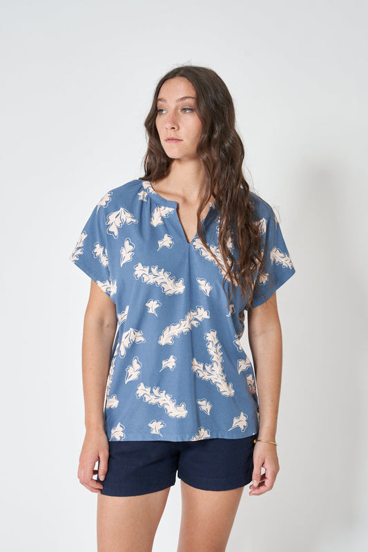 100% viscose T-shirt or blouse with a marine print