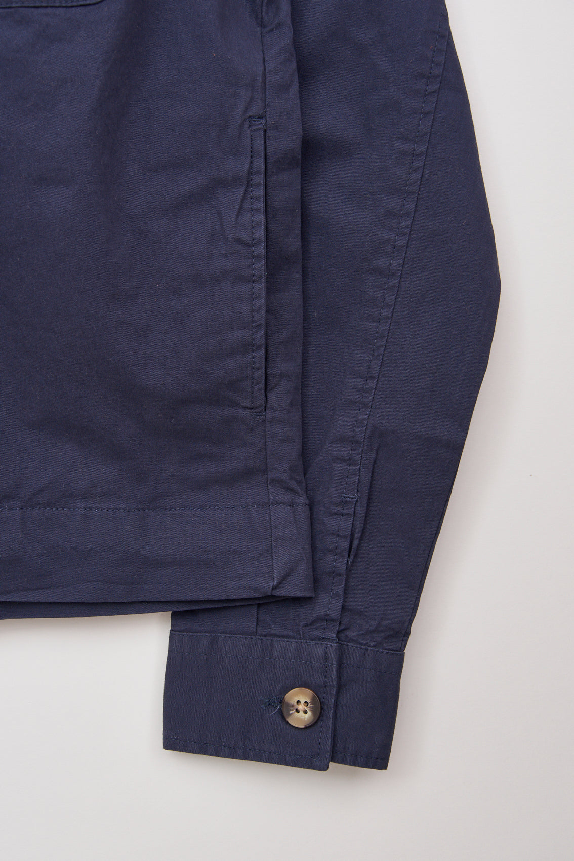 Veste pour femme en coton sergé, avec des boutons et des poches frontales