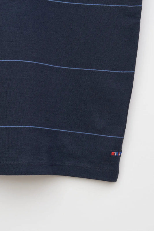 Tee shirt rayé à manches courtes à encolure bateau et pattes de boutonnage aux épaules