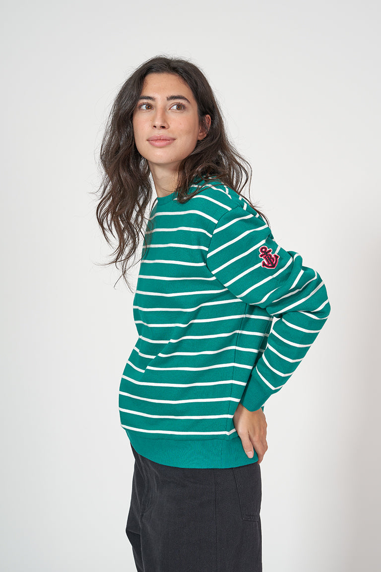 Felpazko kirol-jertse marraduna, aingura apaingarriarekin