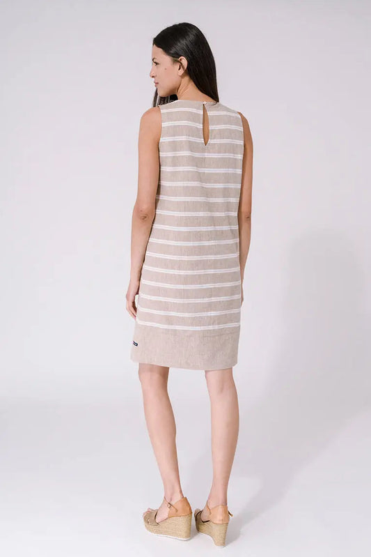 Sleeveless dress