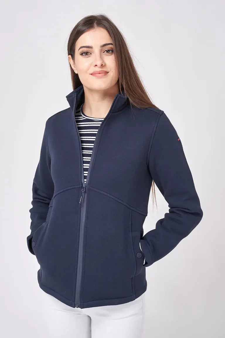 Veste de style sweatshirt avec doublure en polaire. 